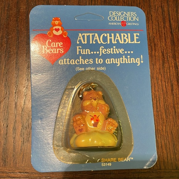 Care Bears attachable fun ❤️❤️❤️festive attached to anything! (1985). - Picture 6 of 8